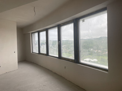 Penthouse de vanzare cu 5 camere, suprafata 210 mp, zona Manastur