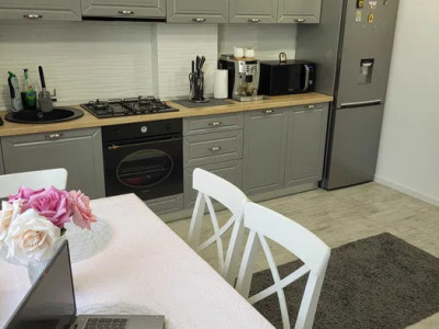 Apartament cu 2 camere, decomandat, in ansamblul Luceafarului Baciu