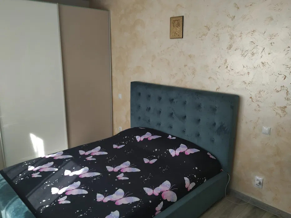 Apartament cu 2 camere, 51 mp, balcon, etajul 1, zona Metro