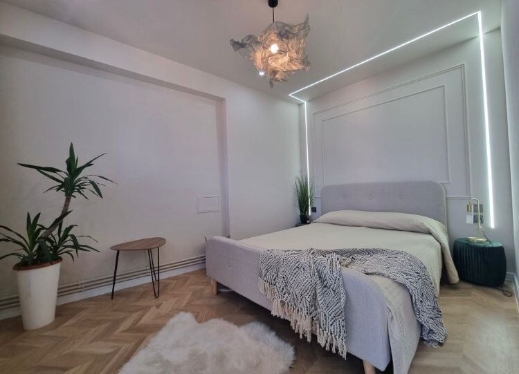 Apartament cu  2camere decomandate  si parcare