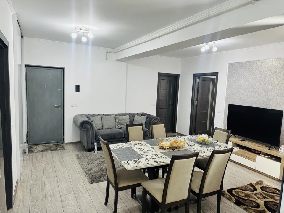 Apartament 3 camere, zona Subcetate