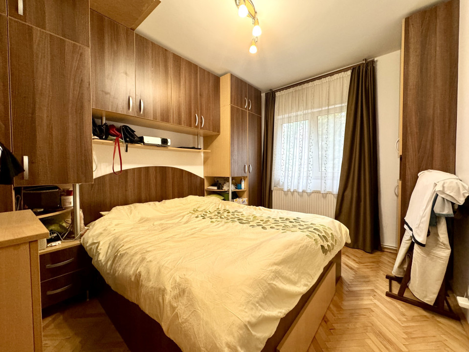 Apartament 3 camere decomandate, 65 mp, etaj intermediar, zona Kaufland Marasti