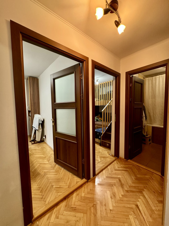 Apartament 3 camere decomandate, 65 mp, etaj intermediar, zona Kaufland Marasti