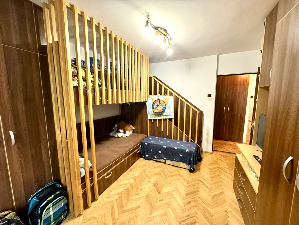 Apartament 3 camere decomandate, 65 mp, etaj intermediar, zona Kaufland Marasti