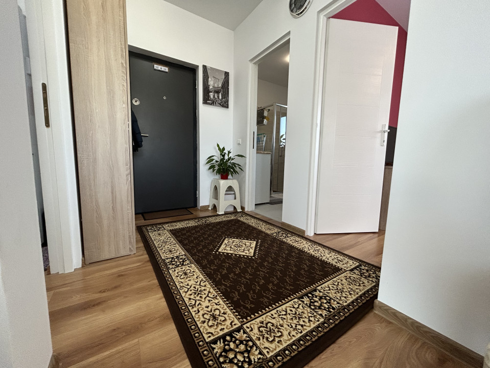 Apartament de 2 camere, zona Terra