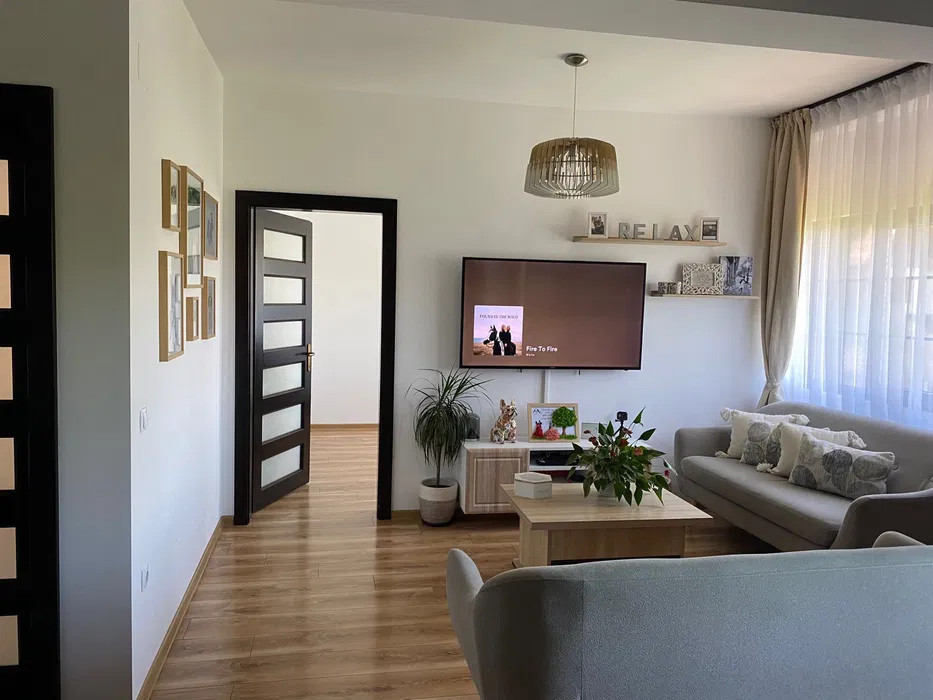 Apartament cu 3 camere, 67 mp, balcon, parcare, zona Abatorului