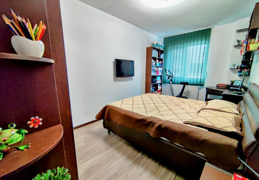 Apartament de vanzare cu 2 camere in Dambul rotund