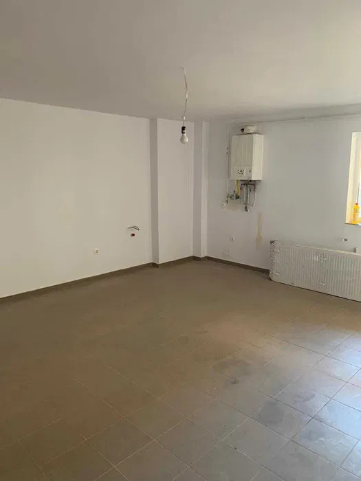 Apartament/Spatiu comercial de vanzare in zona Vivo