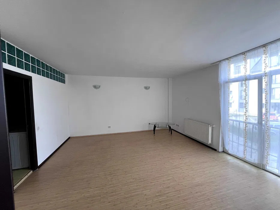 Apartament de 3 camere , 98,68 mp, zona tineretului