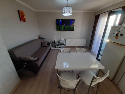 Apartament de 2 camere ,46 mp,2 balcoane, parcare, zona Tineretului