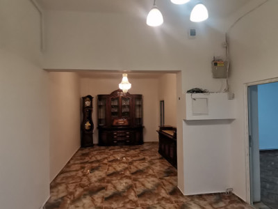 Casă de vânzare cu 4 camere, 141 mp , Gruia