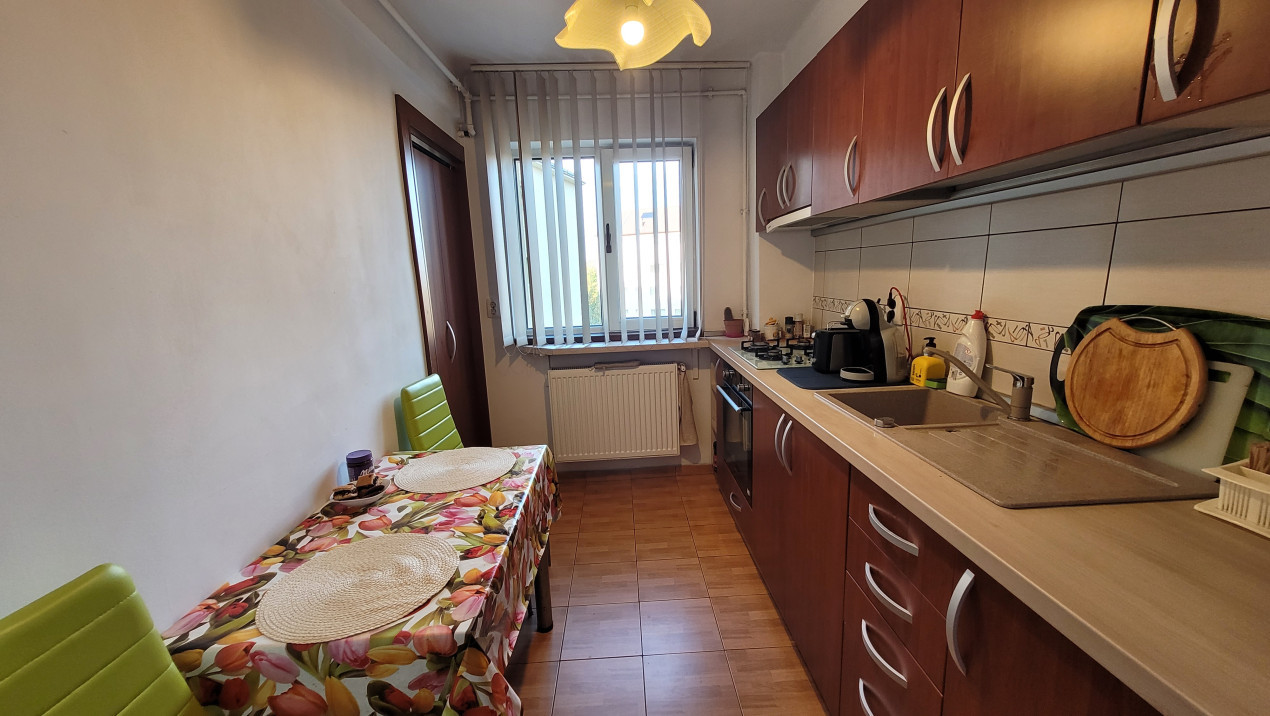 Apartament de 2 camere,Horea, garaj, zona Centrala 