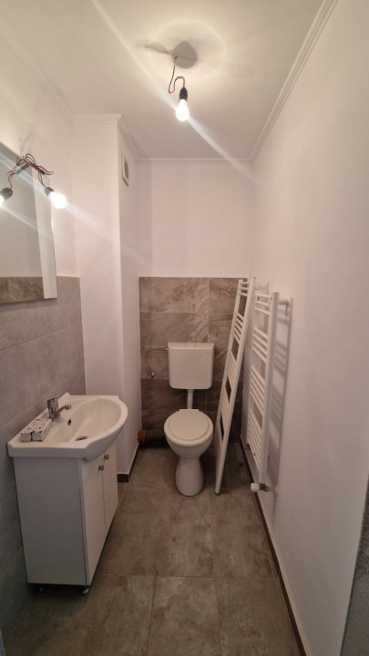 Apartament cu 3 camere, 70mp utili, parcare sub, Dambul R.