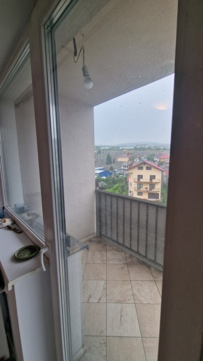 Apartament cu 3 camere, 70mp utili, parcare sub, Dambul R.