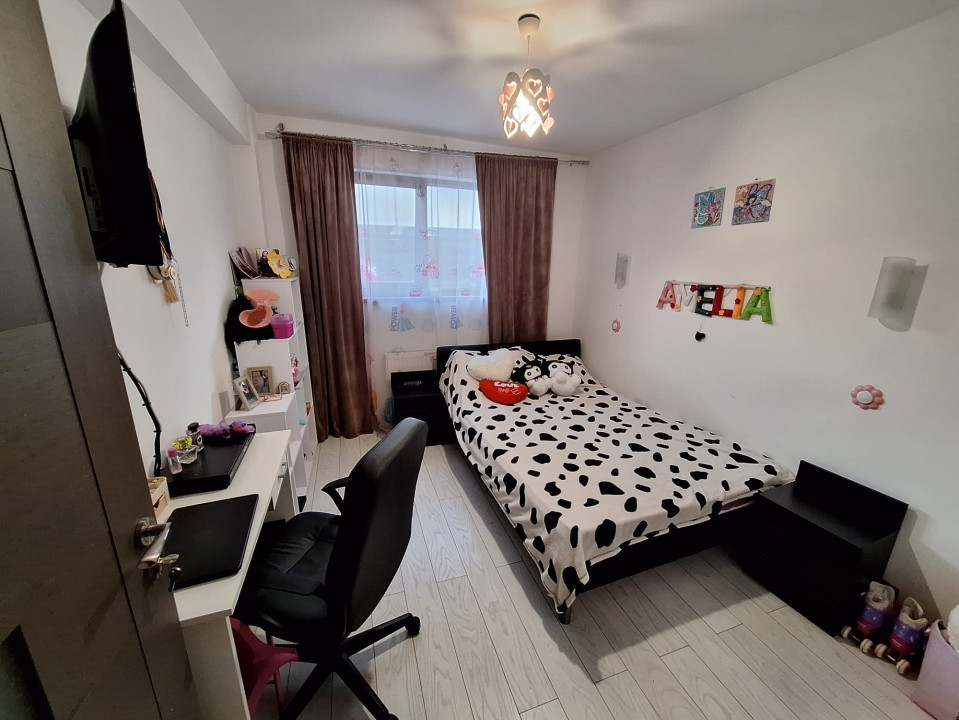 Apartament 3 camere, 58 mp, zona Stejarului.