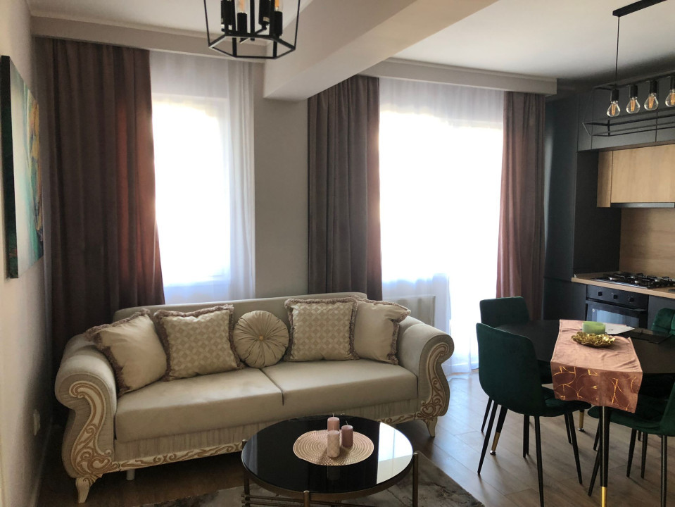 Apartament de 3 camere, 56,5 mp, mobilat utilat, terasa 27,2 mp, zona Terra