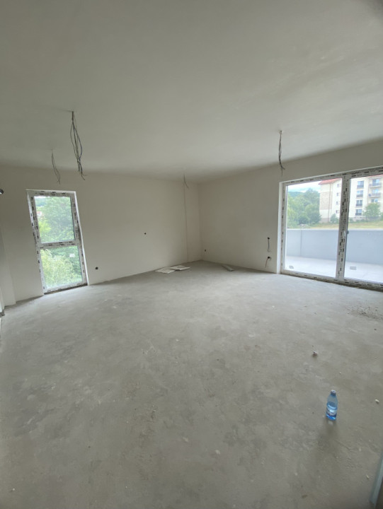 Apartament de 3 camere, semidecomandat, 69,85mp, zona Oașului 