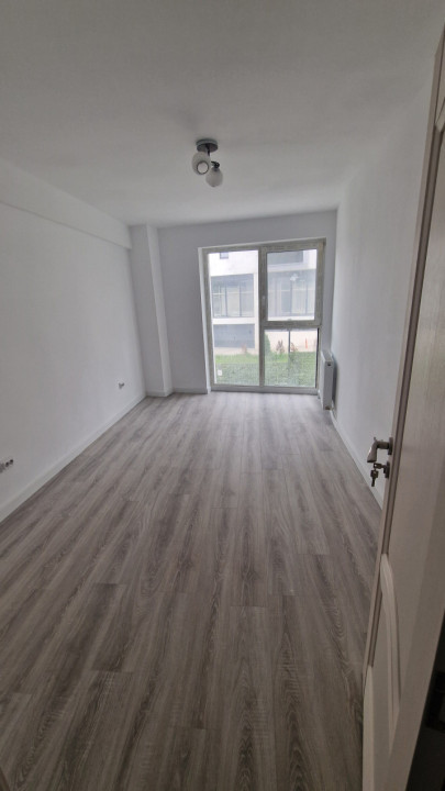 Apartament cu 2 camere, finisat, bloc nou, Dambul Rotund