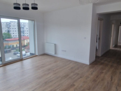 Apartament finisat 4 camere si 2 bai,  93.3 mp utili plus balcon Dambul Rotund