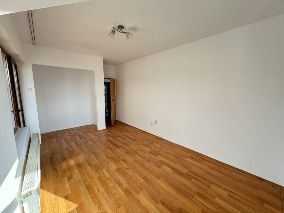 Apartament de 4 camere, 80 mp, parcare, Zona Avram Iancu/LIDL