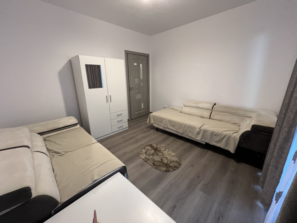 Apartament de 2 camere decomandate, 61 mp, gradina, zona Abatorului