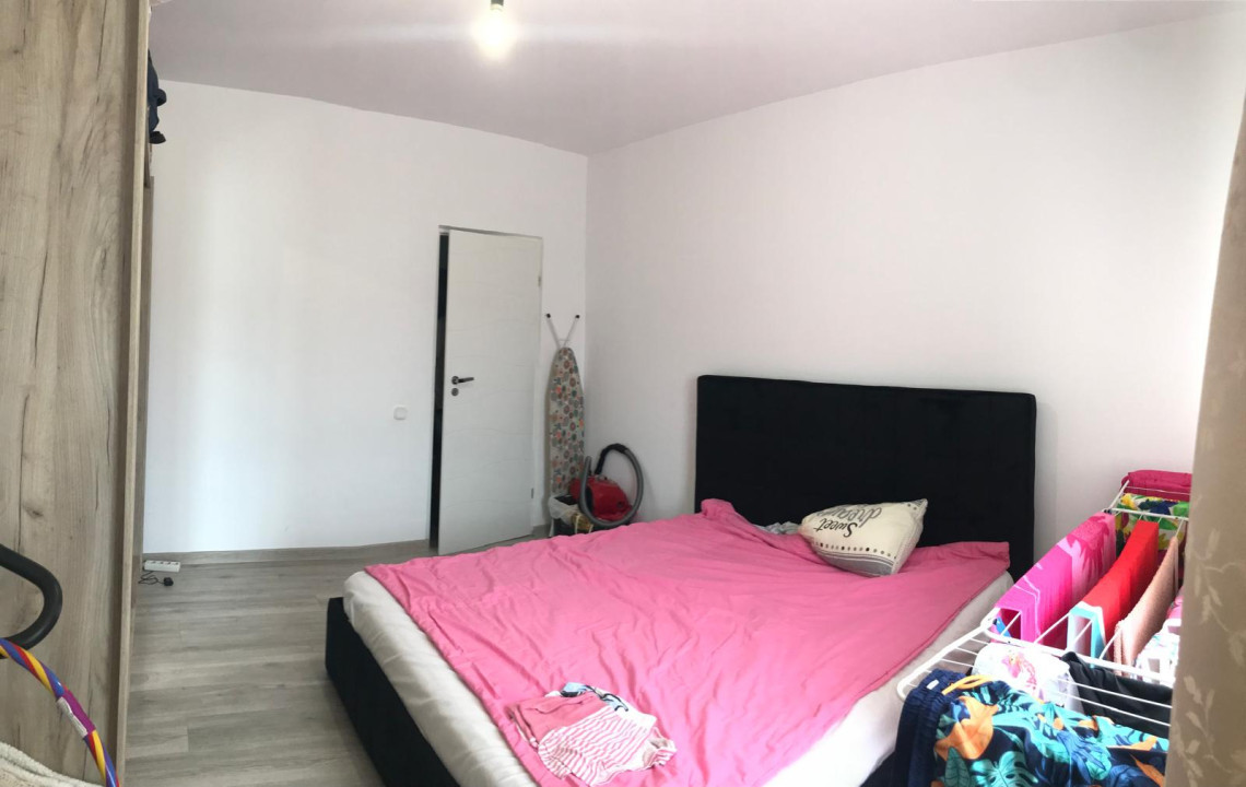 Apartament cu 3 camere, 57 mp, parcare, zona Urusagului