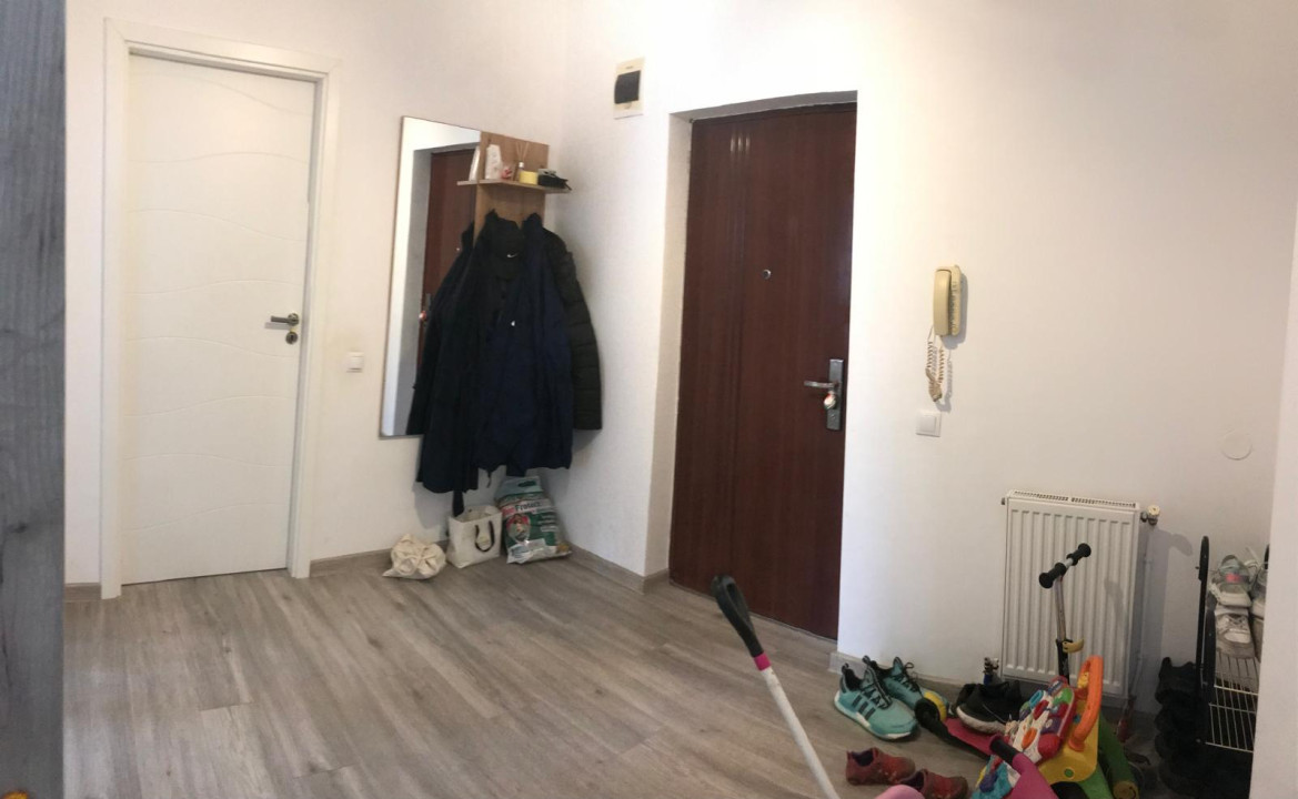 Apartament cu 3 camere, 57 mp, parcare, zona Urusagului