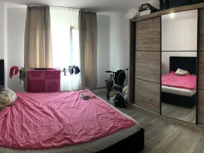 Apartament cu 3 camere, 57 mp, parcare, zona Urusagului