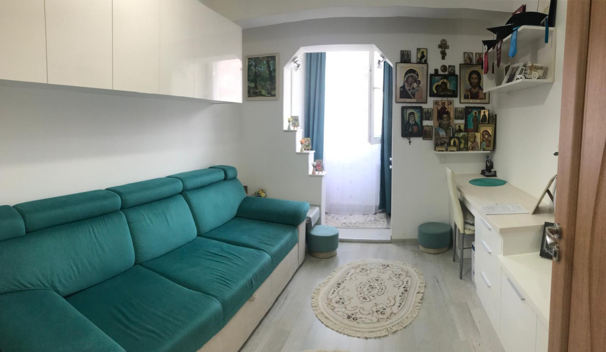 Apartament cu 3 camere, 50 mp, etajul 1, zona Eroilor