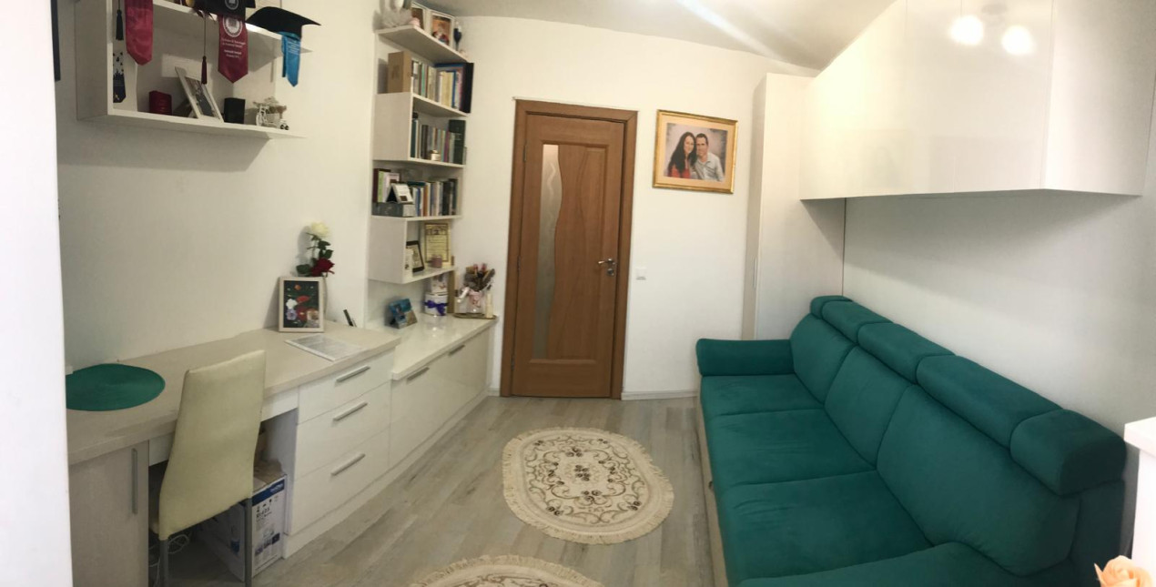 Apartament cu 3 camere, 50 mp, etajul 1, zona Eroilor