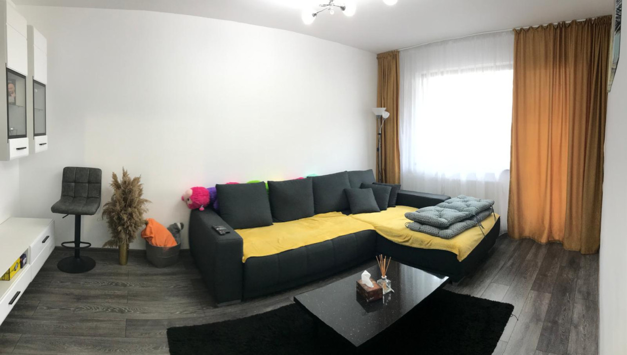 Apartament decomandat, 55 mp, parcare, zona Sub Cetate