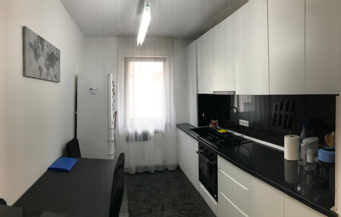 Apartament decomandat, 55 mp, parcare, zona Sub Cetate