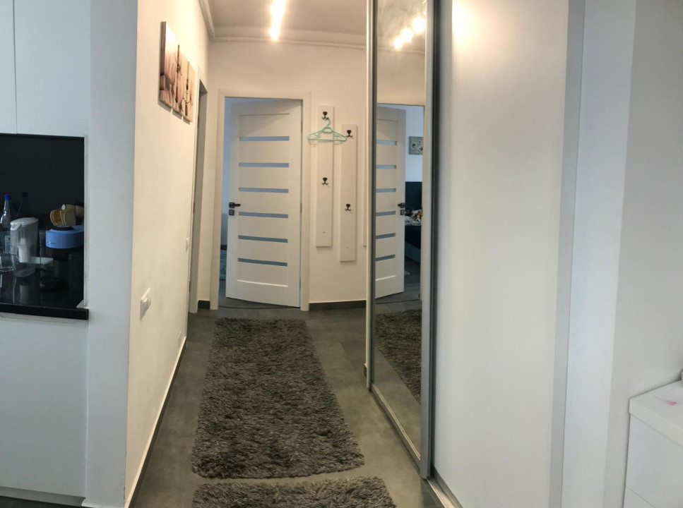 Apartament decomandat, 55 mp, parcare, zona Sub Cetate