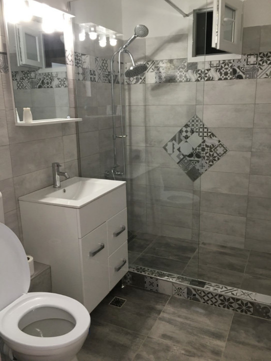 Apartament de 3 camere, decomandat, 78mp, zona Spitalului de Recuperare