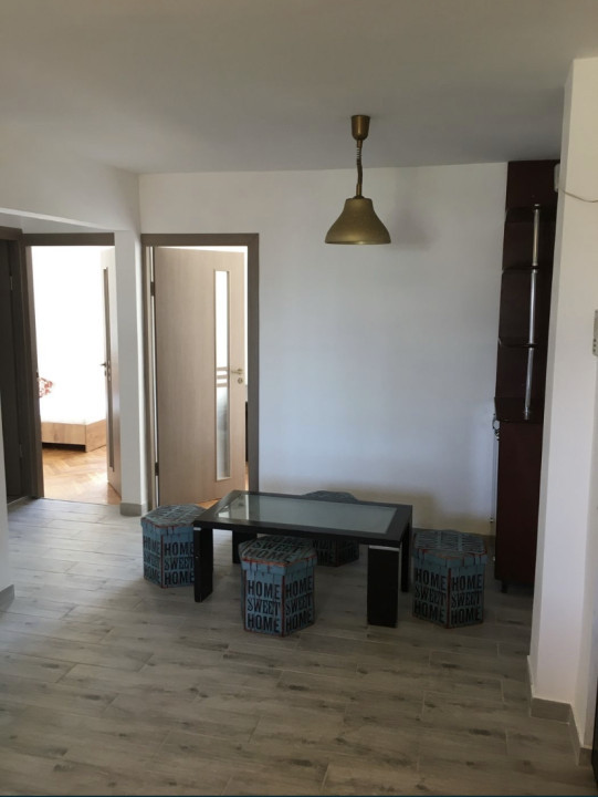 Apartament de 3 camere, decomandat, 78mp, zona Spitalului de Recuperare