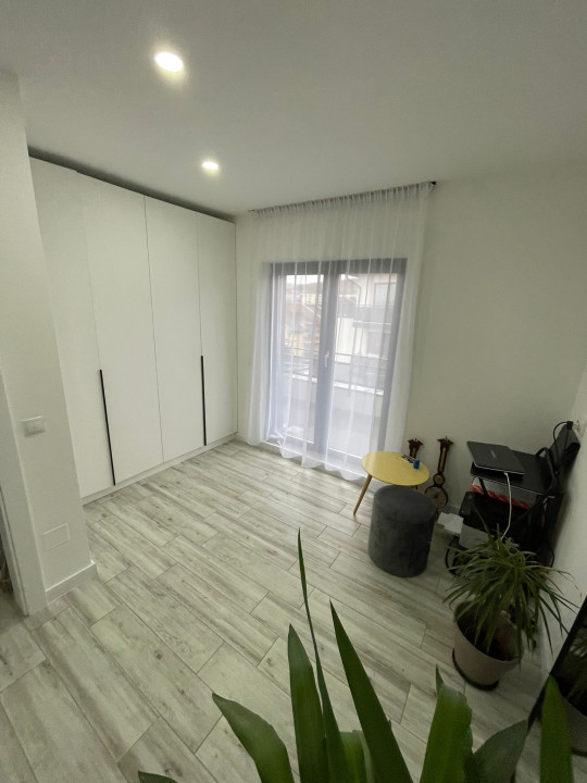 Penthouse de 3 camere, mobilat utilat, 73 mp, terasa 72 mp, zona Fagului