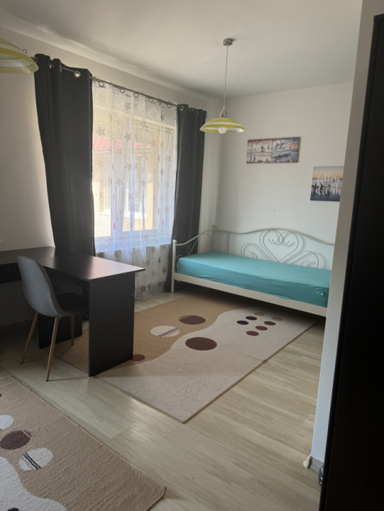 Apartament de 3 camere, decomandat, 95mp, zona Somesului