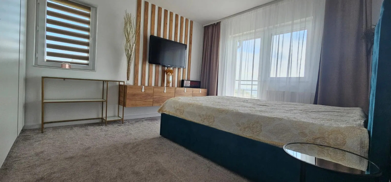 Apartament de vanzare cu 4 camere, Voronet  