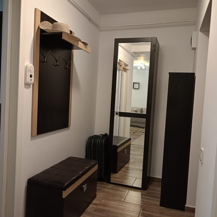 Apartament de 2 camere, 52 mp, loc de parcare, zona Catanelor