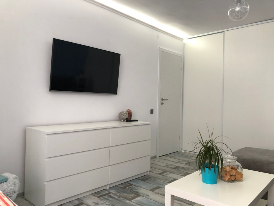 Apartament de 2 camere, 46 mp, zona Parang