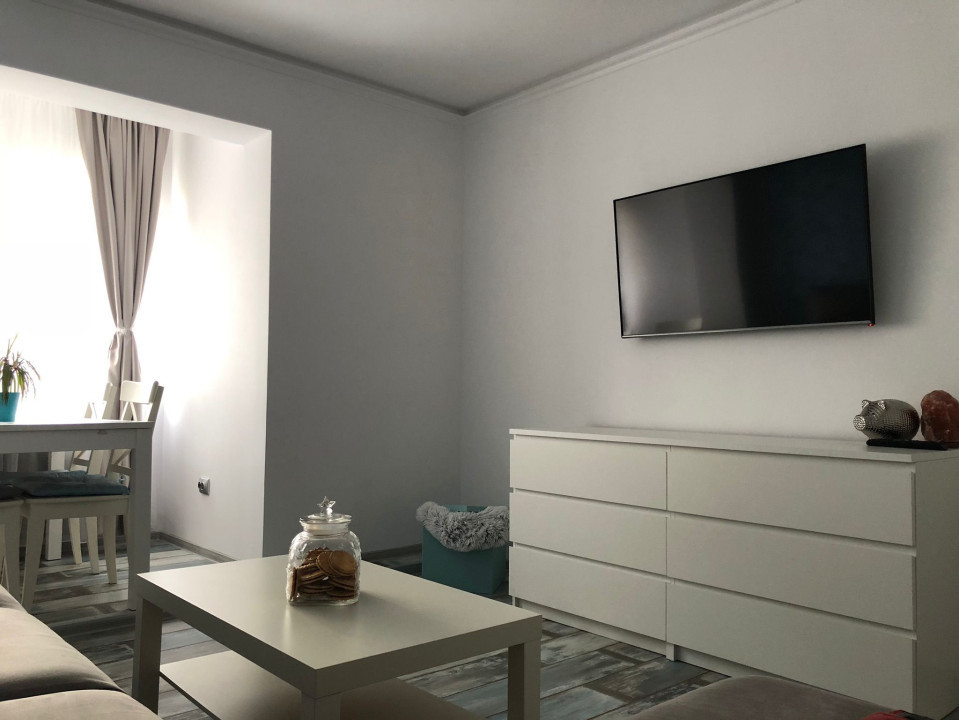 Apartament de 2 camere, 46 mp, zona Parang