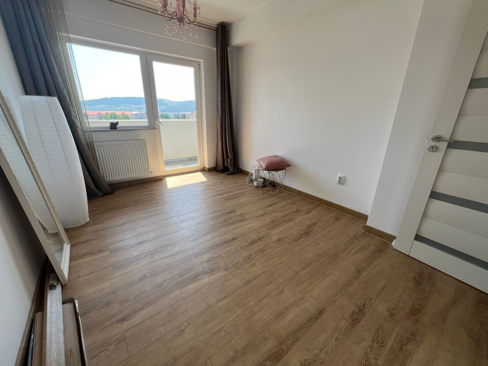 Apartament cu 2 camere, 60 mp, parcare, terasa 8 mp, zona Lidl