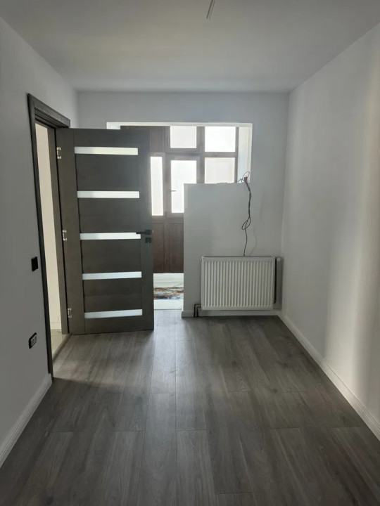 Apartament cu 4 camere de vanzare, 60 mp. zona Manastur 