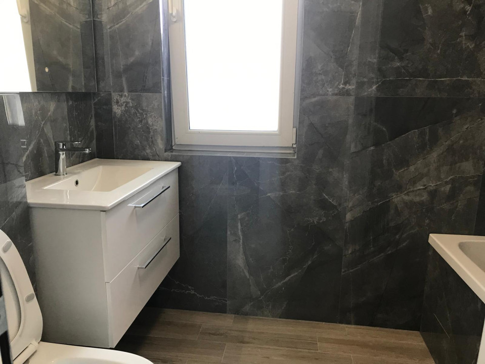 Apartament cu 3 camere, 64 mp, balcon, zona Abatorului