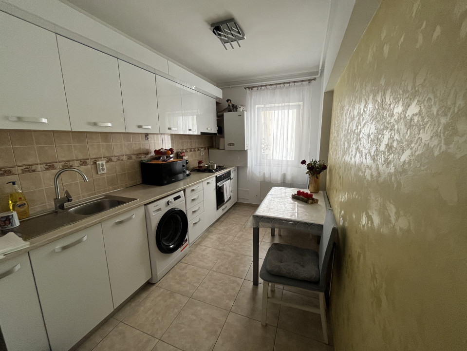 Apartament de 2 camere, decomandat,  55mp, parcare inclusă in preț 