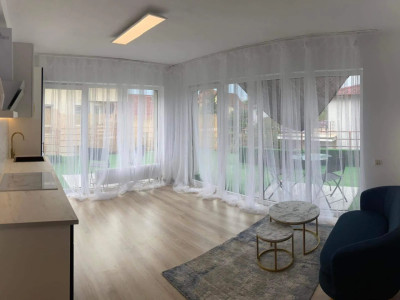 Apartament 4 camere de vanzare, Cartier Zorilor 