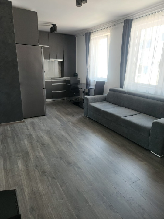 Apartament 3 camere , 59 mp ,zona Ioan Rusu