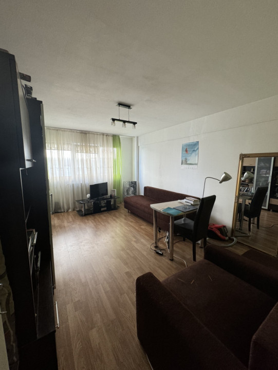 Apartament cu o camera disponibil imediat