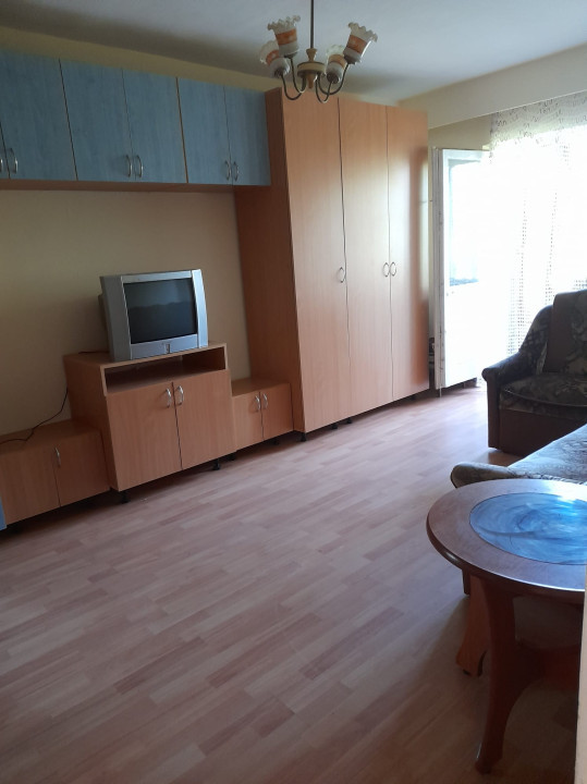 Apartament de 3 camere, 55mp, mobilat-utilat, zona Manastur