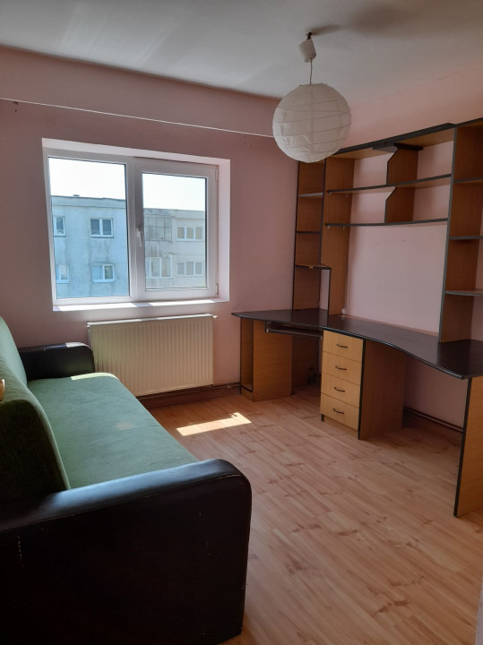 Apartament de 3 camere, 55mp, mobilat-utilat, zona Manastur